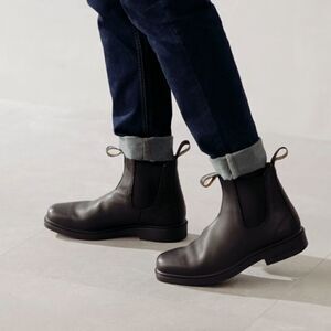 Blundstone Dress #068 Chisel Toe Leather Chelsea Boots